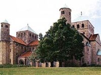 ОТТОНОВСКОЕ ВОЗРОЖДЕНИЕ (Церковь Святого Михаила в Гильдесгейме)