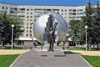 Обнинск (памятник первопроходцам атомной энергетики)