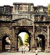 Оранж (триумфальная арка)