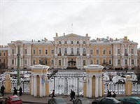 ПАЖЕСКИЙ КОРПУС (здание)