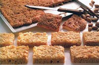 Пирог масляный с миндалем