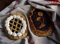 Пирог с брусничным джемом