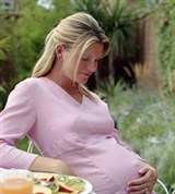 Питание беременных (фрукты и сок)