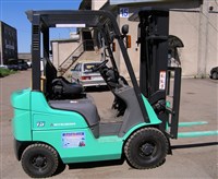 Погрузчик (Mitsubishi FD-15)