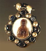 Поделочные камни (нагрудная иконка 10 в.)