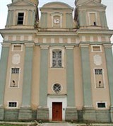 Поставы (Лучай, фасад костела)