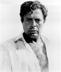 Посторонний (кадр из фильма)