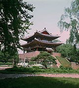 Пхеньян (Ворота Тэдон в окрестностях Пхеньяна)