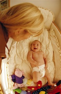 РАЗВИТИЕ РЕБЕНКА (второй месяц)