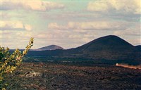 Руанда (ландшафт в районе действующих вулканов)