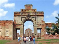 Ружаны (дворцовая брама)