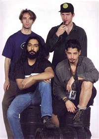 САУНДГАРДЕН (постер)