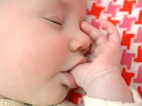 СОСАНИЕ ПАЛЬЦА И ПУСТЫШКИ (малыш)