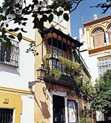 Севилья (улочка в районе Баррио-де-Санта-Крус)