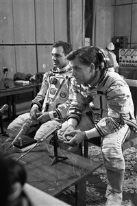 Серебров Александр Александрович и Викторенко Александр Степанович (6 сентября 1989)