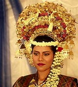 Сингапур (малайская невеста в национальном костюме)