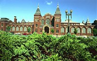Смитсоновский институт (музей)