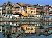 Сринагар (дома на набережной)