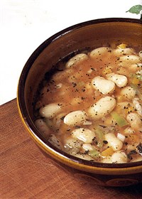 Суп из фасоли по-монастырски