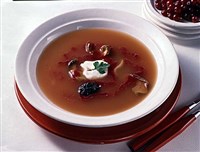 Суп хлебный с изюмом и клюквой холодный