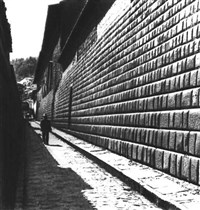 Тауантинсуйу (древняя улица в г. Куско, Перу)