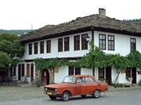 Трявна (школа)