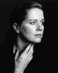 Ульман Лив (портрет)