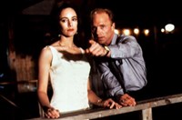 ФАРФОРОВАЯ ЛУНА (М. Стоу, Э. Хэррис)