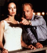 Фарфоровая луна (М. Стоу, Э. Хэррис)