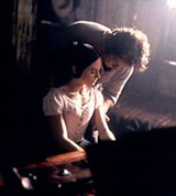 Фортепиано (кадр из фильма)