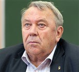 Фортов Владимир Евгеньевич (май 2013 года)