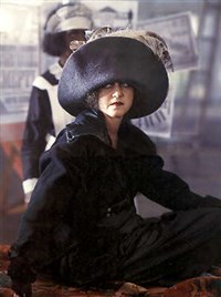 ХАМДАМОВ Рустам ("Анна Карамазофф")