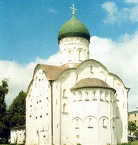 ЦЕРКОВЬ ФЕДОРА СТРАТИЛАТА (вид с востока)