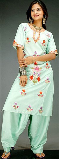 ШАЛЬВАРЫ (девушка в шальварах)