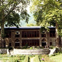 ШЕКИНСКОЕ ХАНСТВО (дворец шекинских ханов)