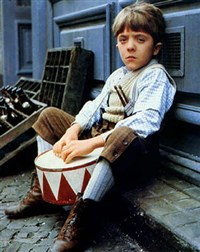 ШЛЕНДОРФ Фолькер («Жестяной барабан»)