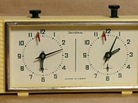 Шахматные часы (Янтарь)