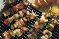 Шашлык из морской камбалы и креветок