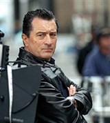 Шоу начинается (Роберт Де Ниро)