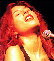 ЭМОС Тори (на концерте)