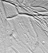 Энцелад (спутник Сатурна)