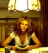 Эрин Брокович (кадр из фильма 1)