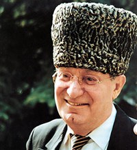 Эсамбаев Махмуд Алисултанович (портрет)