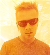 Ю-ТУ (Ларии Маллен)