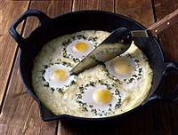 Яичница «В гнезде»