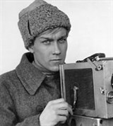 Янковский Олег Иванович ("Служили два товарища")