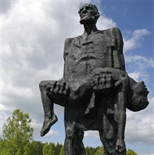 «Непокоренный человек» (скульптура)