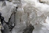 АЛЕБАСТР (кристаллы)