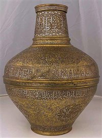 АРАБЕСКА (орнаментна вазе)