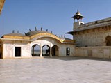Агра (Джехангири-Махал, внутренний дворик)
